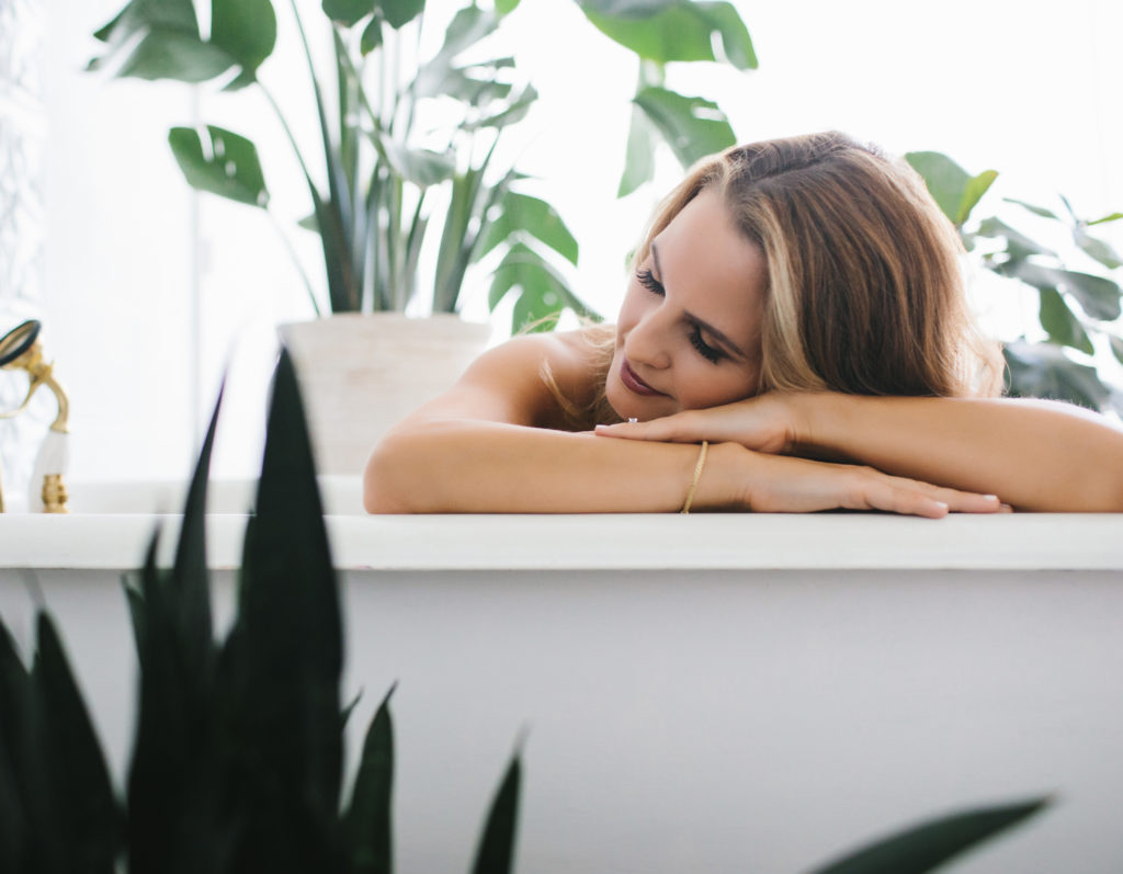woman in tub, Mindset Hacks for your Boudoir Sessions, photography by Lindsay Hite